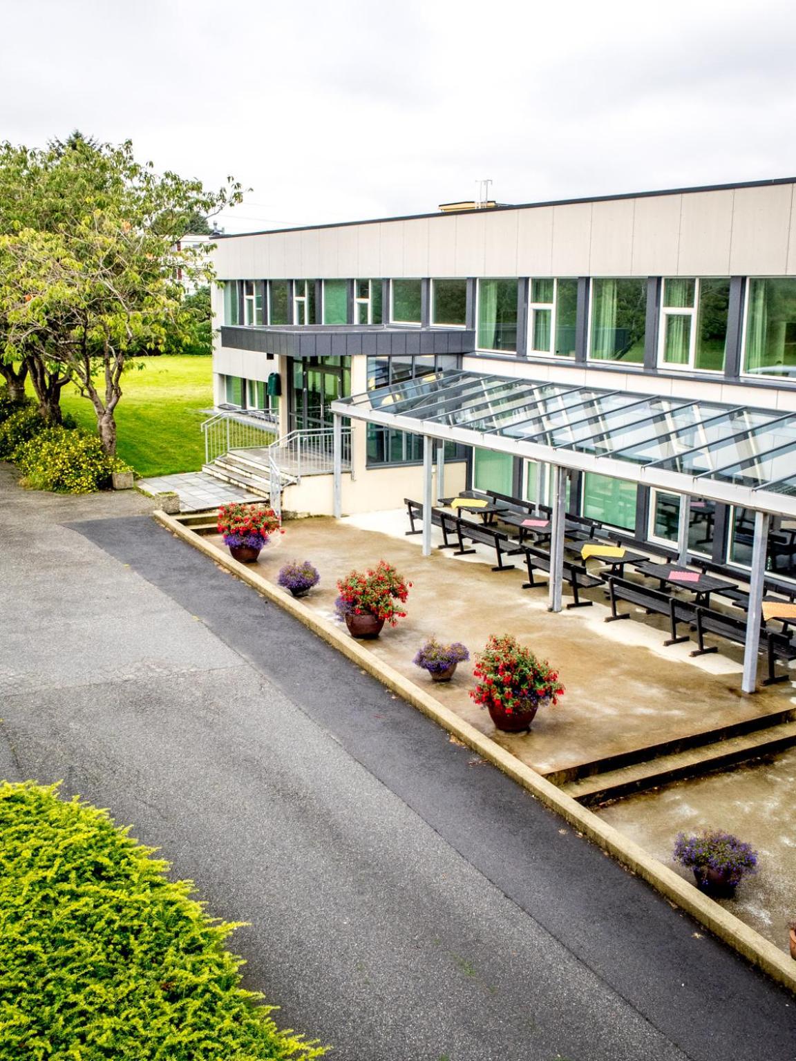 Solborg Folkehogskole Hostel Stavanger Exterior photo