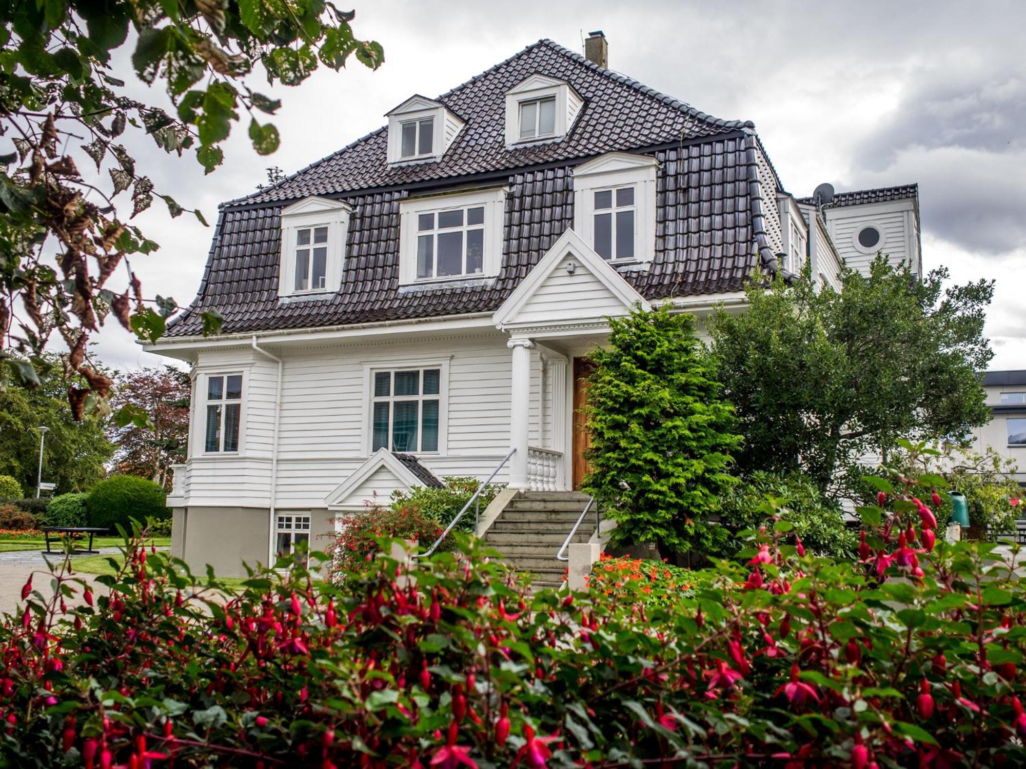 Solborg Folkehogskole Hostel Stavanger Exterior photo